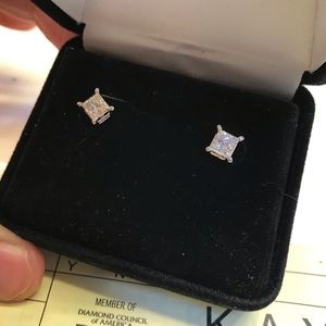 💎1ct total weight diamond earrings💎